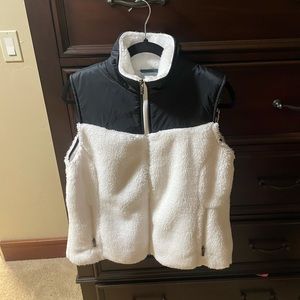 Columbia plush fleece vest